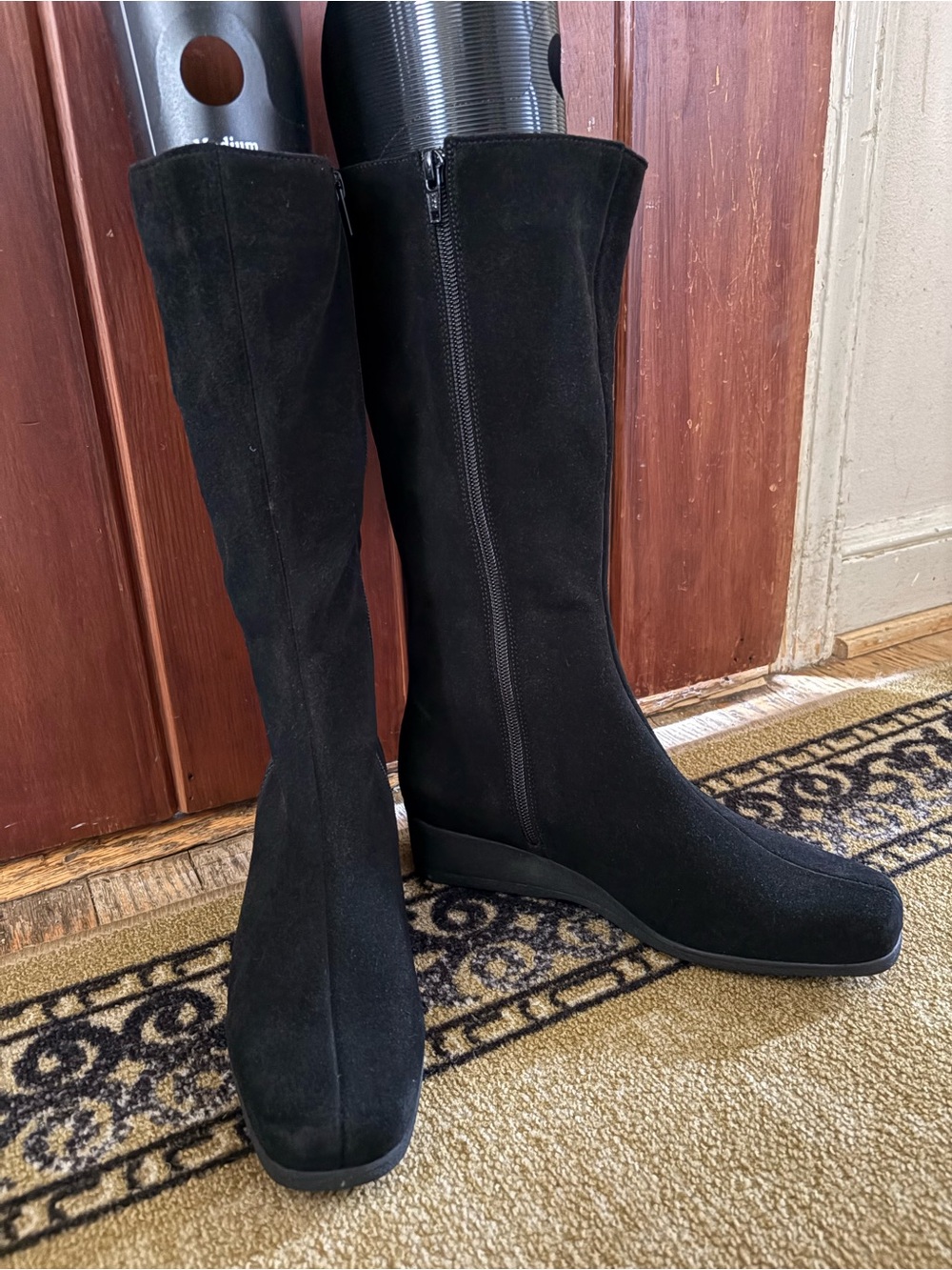 La CANADIENNE Black Knee-High Wedge Boots. Waterproof. M width